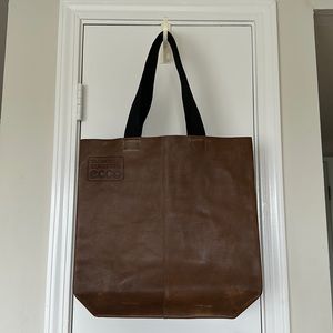 Ecco natural leather tote bag